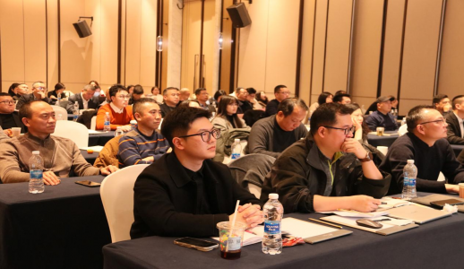 �ڲ�����Ϸ������(�й�)רҵ����,����Ϊ��